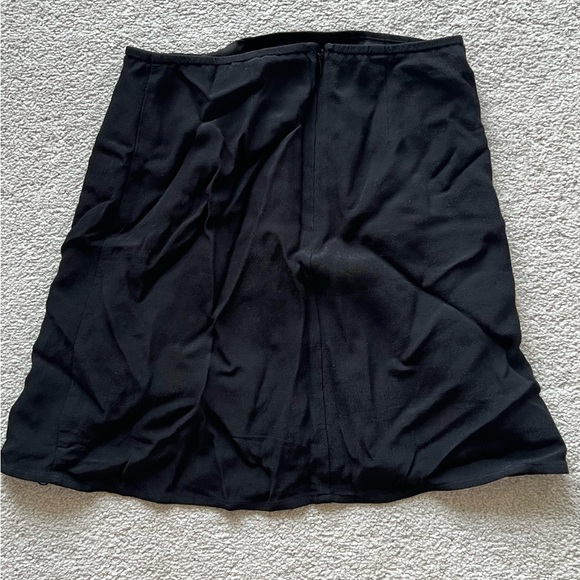 Aritzia Sunday Best Mini Skirt - Picture 2 of 3